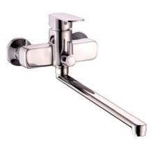 Смеситель универсальный с плоским прямым изливом и переключателем для душа