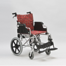 Кресло-коляска для инвалидов FS907LABH 200900007